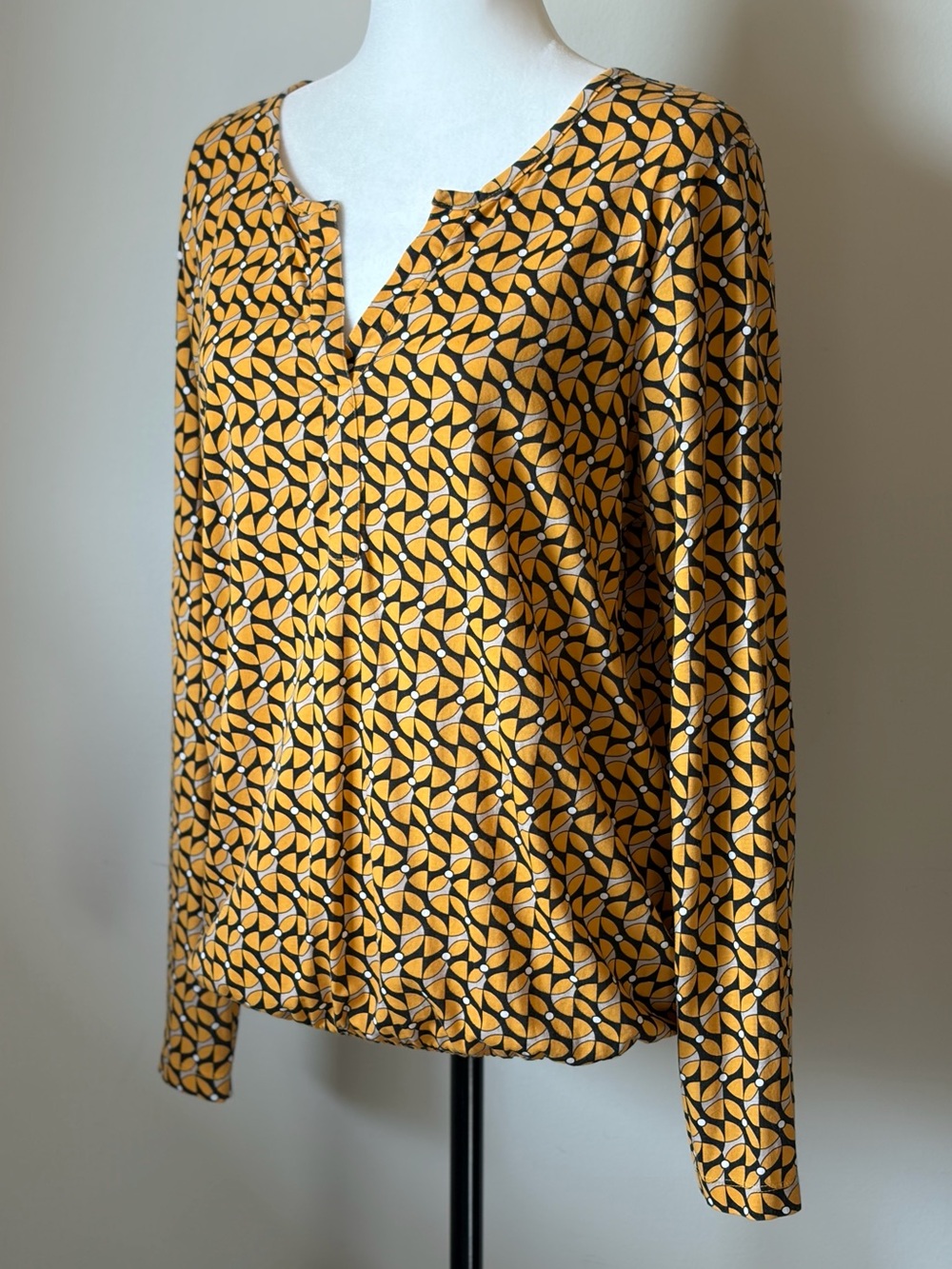 Olsen modal-blend geometric long sleeve top - size Large